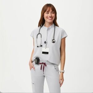 Figs scrub set in “Cement” - EXTRA SMALL